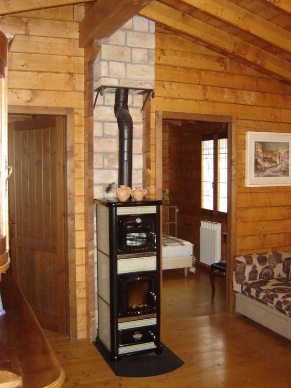 Casa Dell' Abbondanza B&B Agriturismo Vigoleno Δωμάτιο φωτογραφία